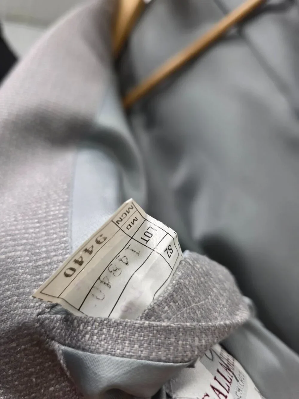 Vintage 1990s 46R Gray Blazer Sport Coat Jacket 2-Button Solid W891